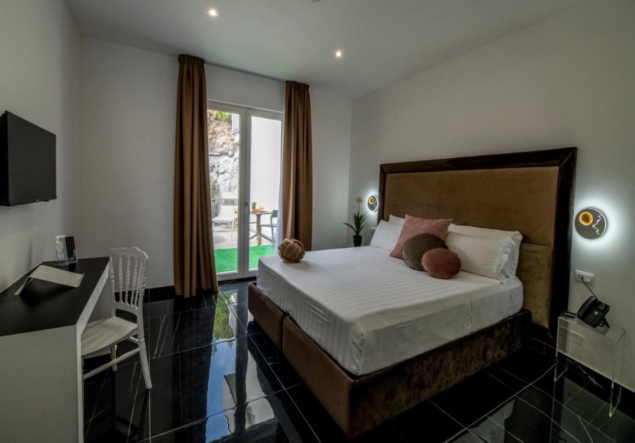Grand Hotel Serapide Pozzuoli Exterior foto